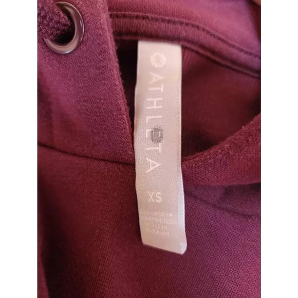 Athleta Burgundy Triumph Hoodie Size XS. - Picture 4 of 8